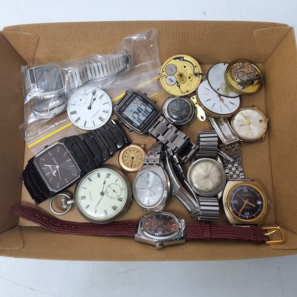 Lot 1041 - WATCHES