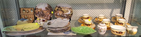 Lot 1292 - PRETTY CHINA & COLLECTABLES