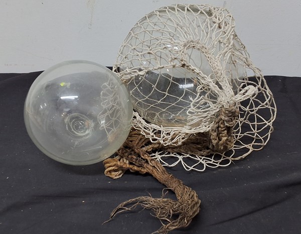 Lot 1296 - GLASS FLOATS