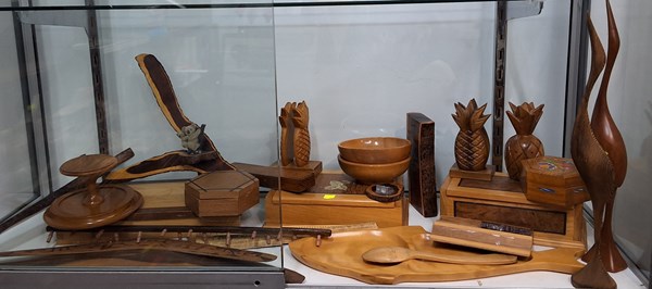 Lot 1445 - TIMBERWARES