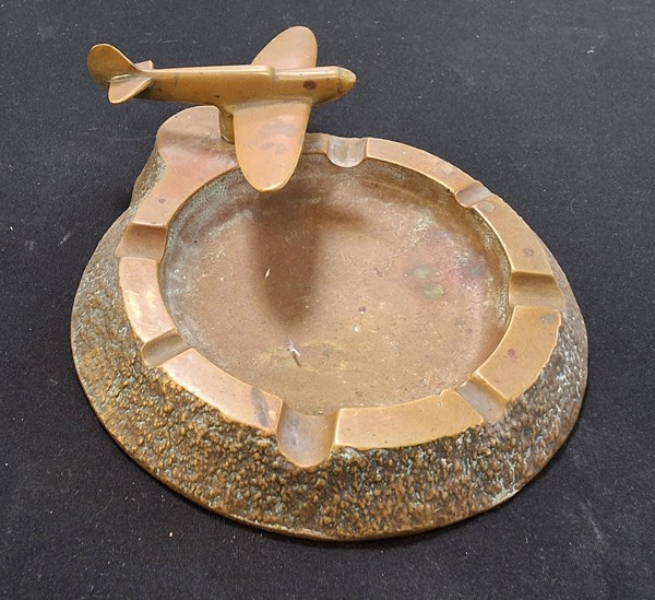 Lot 1258 - AEROPLANE ASHTRAY