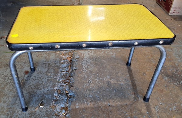 Lot 477 - SIDE TABLE