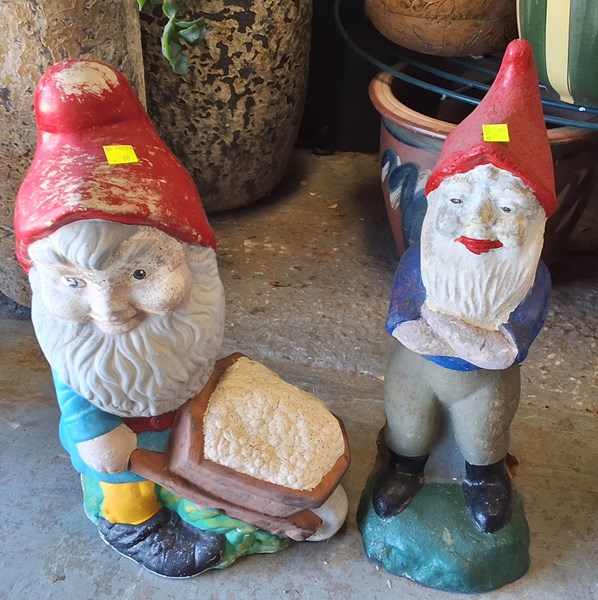 Lot 524 - GARDEN GNOMES