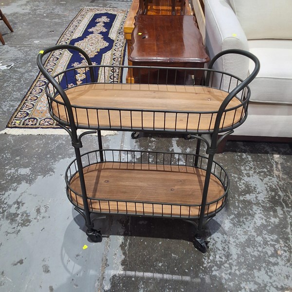 Lot 130 - DRINKS TROLLEY