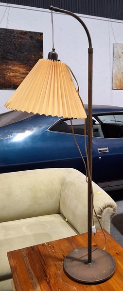 Lot 349 - FLOOR LAMP
