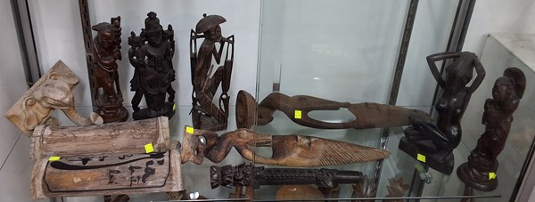 Lot 1444 - TIMBER DECOR