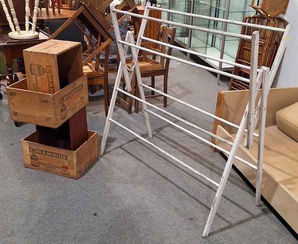 Lot 370 - SUNDRY LOT