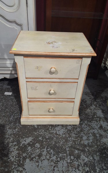 Lot 231 - BEDSIDE DRAWERS