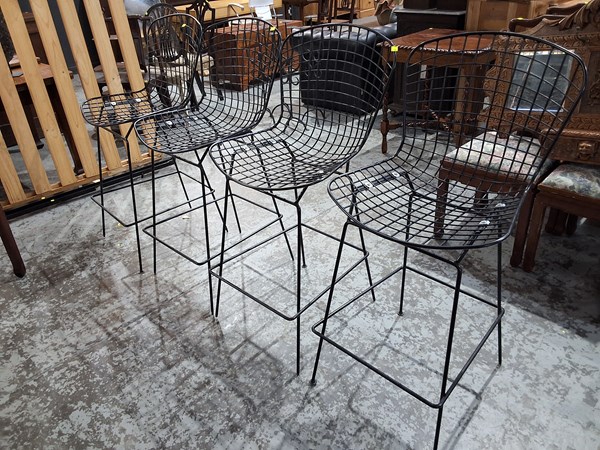 Lot 162 - BAR STOOLS