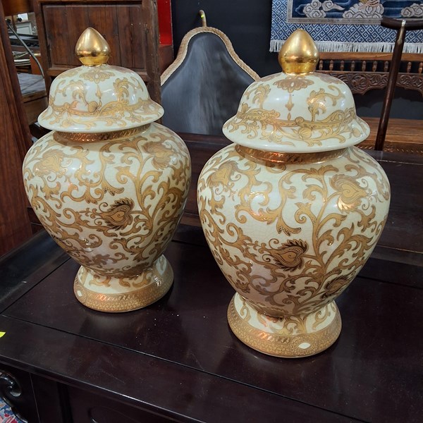 Lot 466 - PAIR OF URNS
