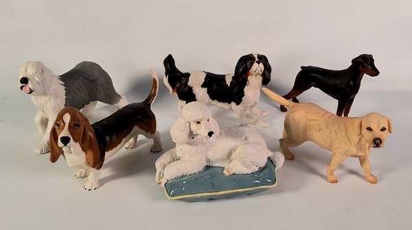 Lot 1152 - BESWICK DOGS