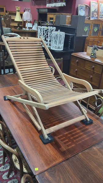 Lot 173 - SUN LOUNGER