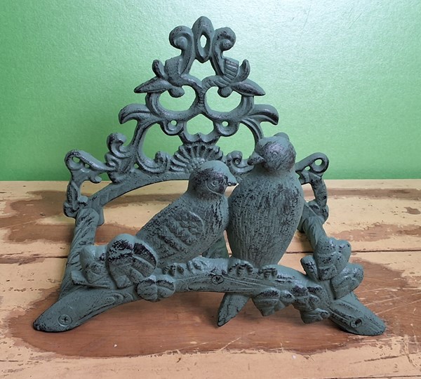 Lot 73 - HOSE REEL HOLDER