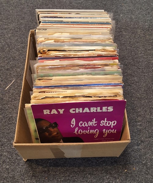 Lot 1272 - ASSORTED 45s