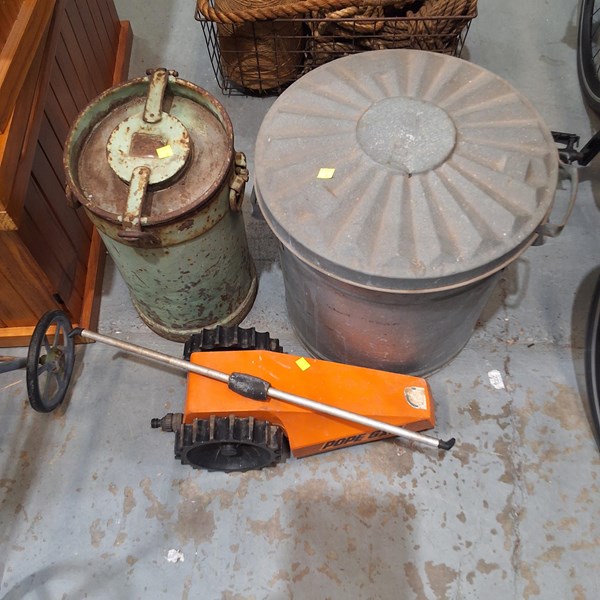 Lot 396 - SHED SUNDRIES