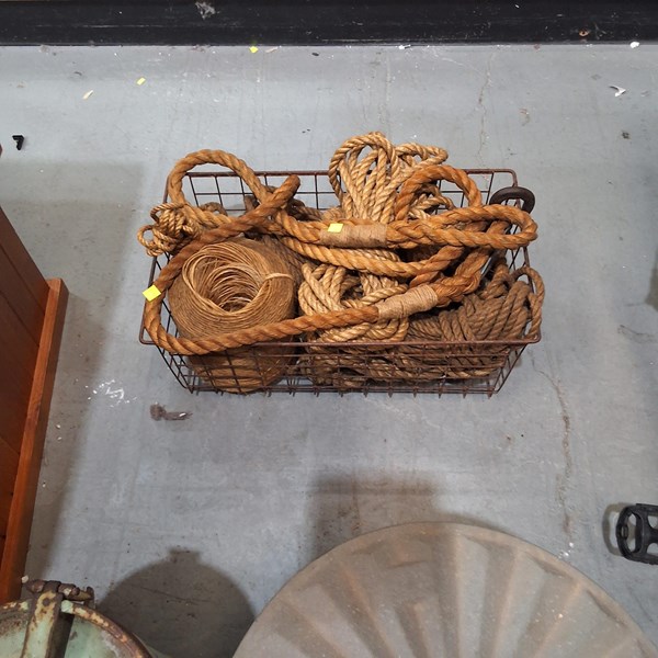Lot 397 - ROPE