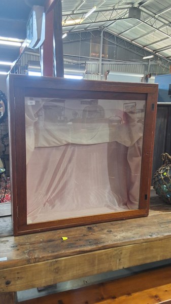 Lot 444 - DISPLAY CABINET