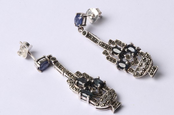 Lot 1043 - SILVER EARRINGS