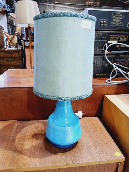 Lot 364 - TABLE LAMP