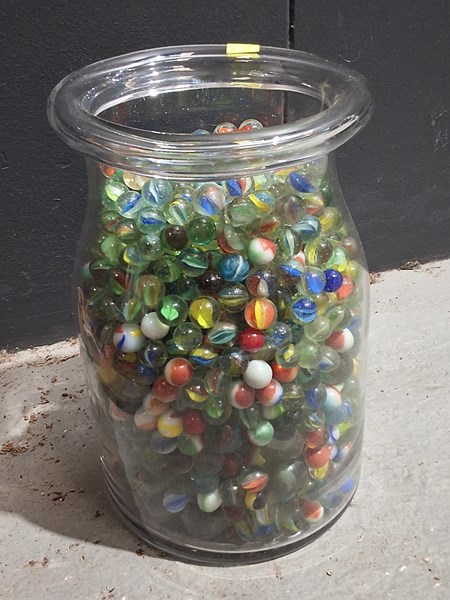 Lot 1263 - JAR OF MARBLES