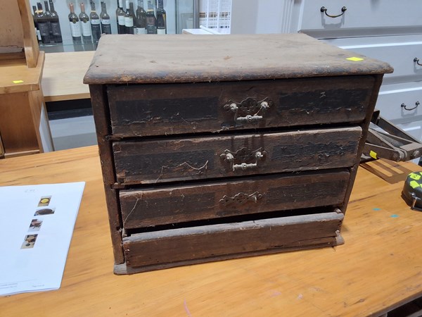 Lot 284 - PARTS DRAWERS