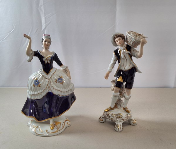 Lot 1229 - ROYAL DUX FIGURINES