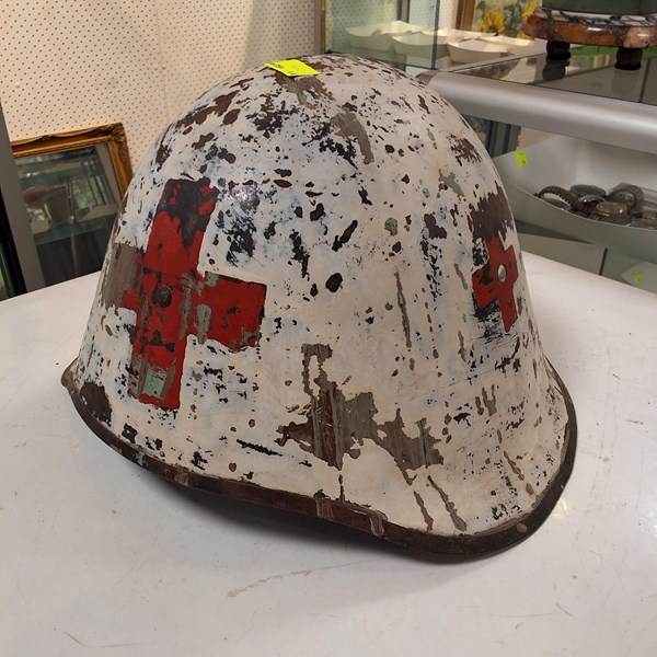 Lot 1321 - HELMET