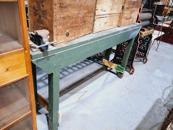 Lot 288 - WORK BENCH