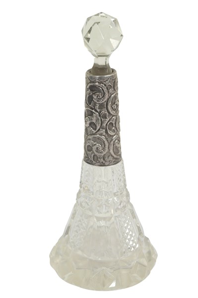 Lot 113 - CRYSTAL AND SILVER PERFUME BOTTLE