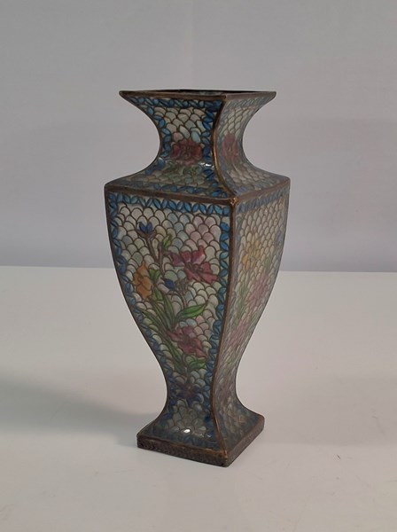 Lot 1329 - CLOISONNE VASE