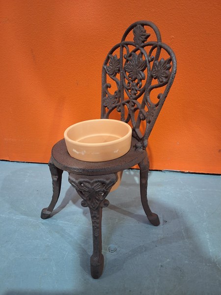 Lot 140 - CAST IRON PLANTER