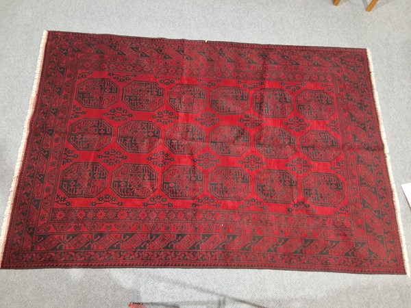 Lot 75 - RUG