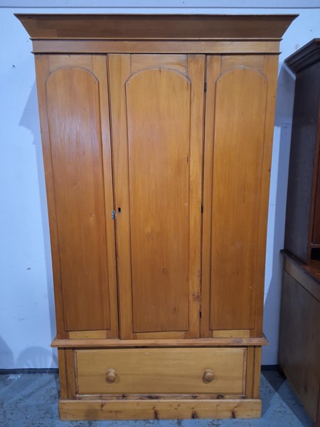 Lot 170 - PINE WARDROBE