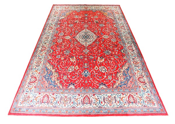 Lot 206 - MARKAZI MAHAL RUG