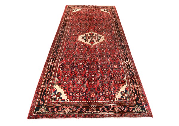 Lot 231 - HAMEDAN HOSSEINABAD RUG