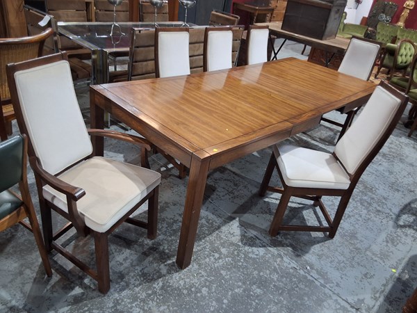 Lot 150 - DINING SUITE