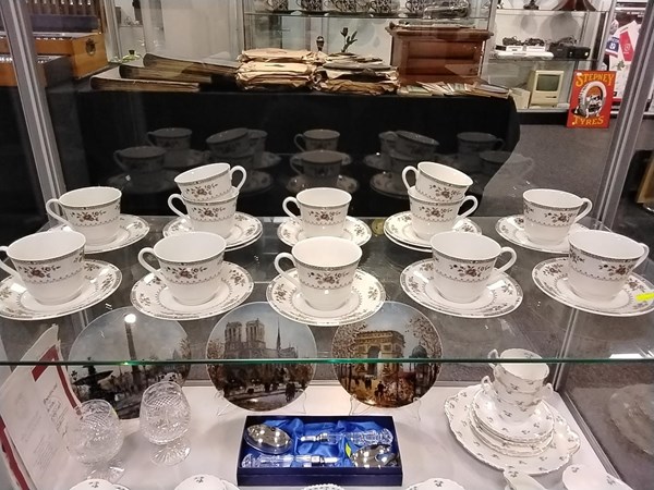 Lot 1225 - ROYAL DOULTON CUP & SAUCERS