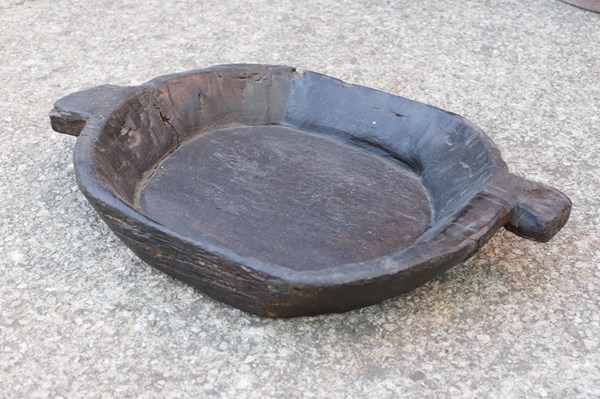 Lot 288 - TIMBER PARAT BOWL