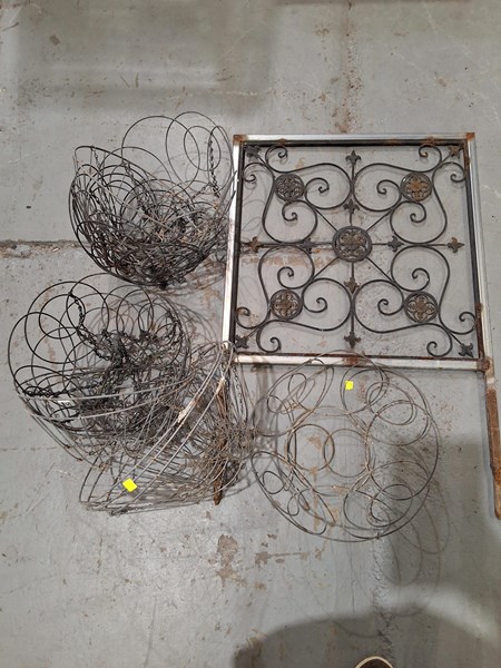 Lot 327 - PLANT HOLDERS