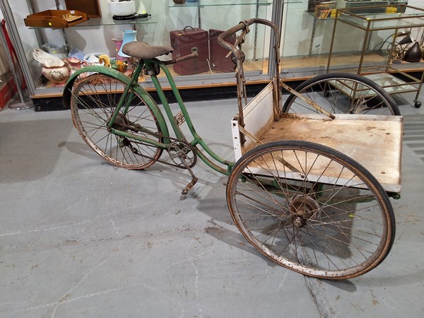 Lot 277 - CARGO TRICYCLE