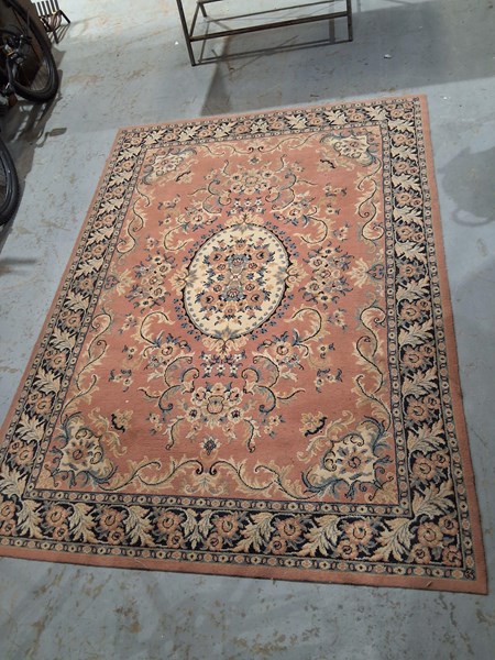 Lot 257 - RUG