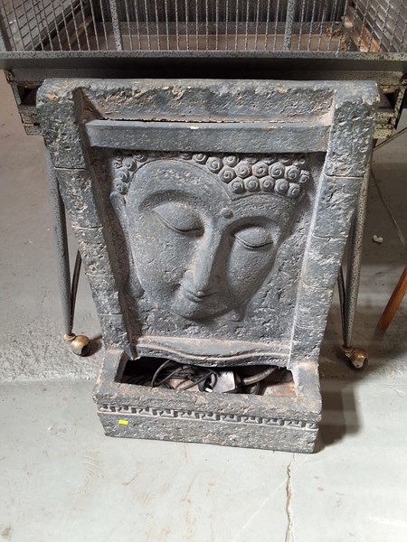 Lot 279 - WATER FOUNTAIN