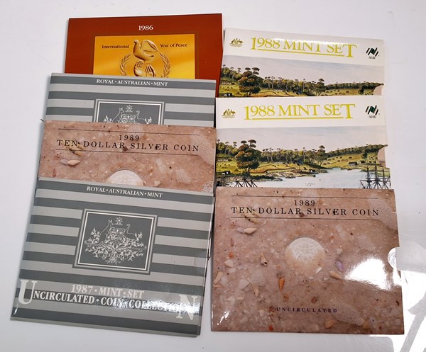 Lot 1119 - COIN SETS