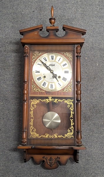 Lot 1136 - WALL CLOCK