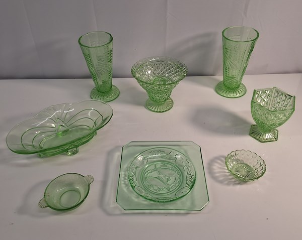 Lot 1335 - DEPRESSION GLASS